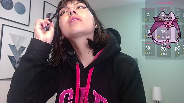 amy adams1 online show from October 7, 2025, 4:42 am