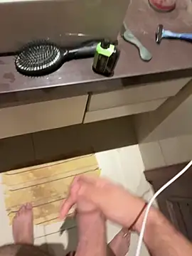 smithrosinha online show from November 4, 2025, 5:06 am