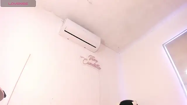 Snapshot of vera_candella chatting on October 1, 2025, 10:43 am vera candella online show from October 1, 2025, 10:43 am