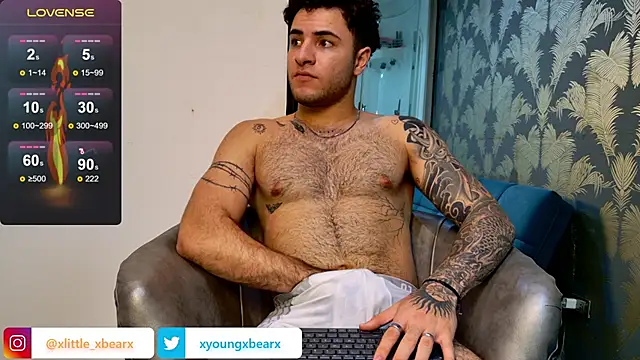 Snapshot of xlittle_xbearx chatting on January 27, 2025, 4:41 am xlittle xbearx online show from January 27, 2025, 4:41 am