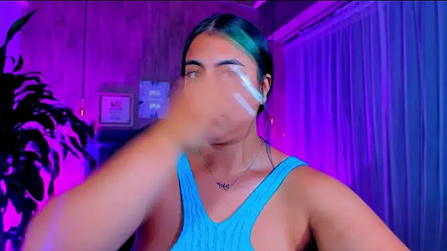 Xisu  online show from February 17, 2025, 10:51 am