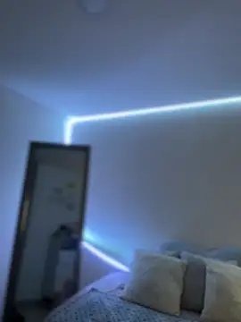 AmmyCollinsW online show from October 11, 2025, 8:40 pm