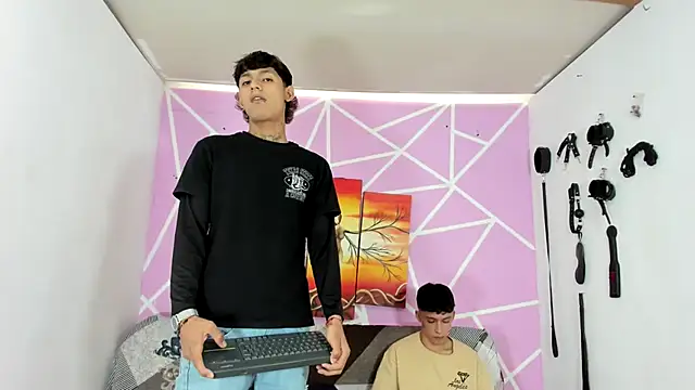 Snapshot of Fresahot2005 chatting on January 27, 2025, 7:13 pm Fresahot2005 online show from January 27, 2025, 7:13 pm