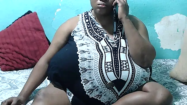 Snapshot of Bustyslave48 chatting on January 29, 2025, 8:56 pm Bustyslave48 online show from January 29, 2025, 8:56 pm