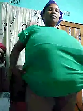 Snapshot of Bustyslave48 chatting on September 10, 2025, 10:32 pm Bustyslave48 online show from September 10, 2025, 10:32 pm