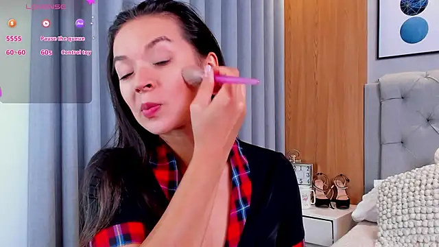 lennabell online show from November 4, 2025, 4:17 pm