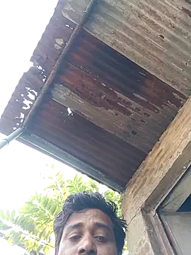 Snapshot of Su0580kd chatting on October 18, 2025, 6:05 am Su0580kd online show from October 18, 2025, 6:05 am