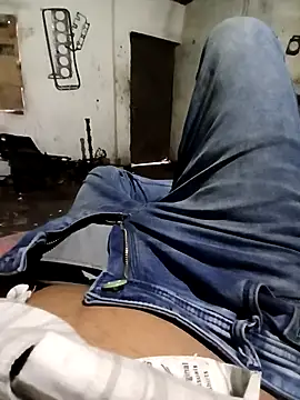 Snapshot of Su0580kd chatting on October 19, 2025, 1:17 am Su0580kd online show from October 19, 2025, 1:17 am