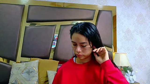 NicoleEsposito online show from April 15, 2026, 12:34 pm