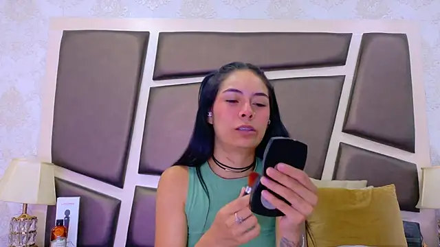 Snapshot of NicoleEsposito chatting on June 29, 2026, 1:00 pm NicoleEsposito online show from June 29, 2026, 1:00 pm