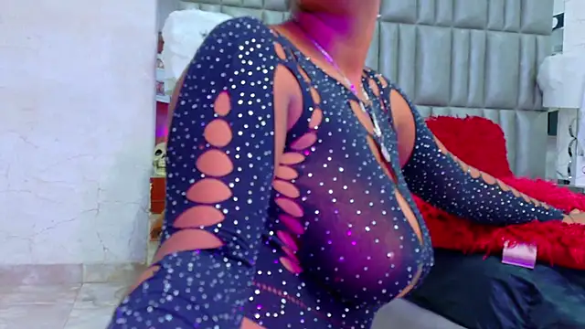 AlisonJaimes online show from November 4, 2025, 1:43 pm