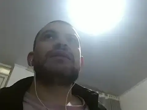 camiloking1720 online show from January 12, 2025, 7:10 pm