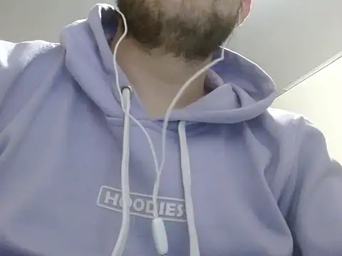 camiloking1720 online show from September 9, 2025, 3:22 pm