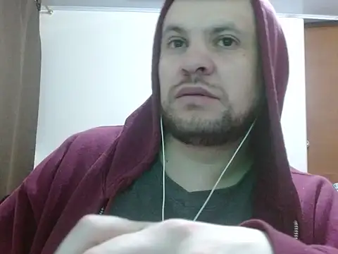 Snapshot of camiloking1720 chatting on January 6, 2026, 8:34 pm camiloking1720 online show from January 6, 2026, 8:34 pm