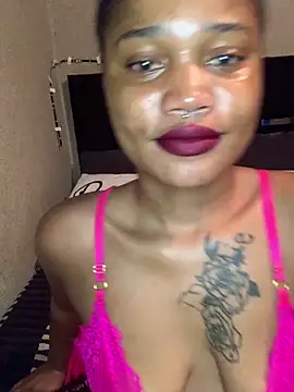 Snapshot of cardibabe chatting on December 22, 2024, 10:15 pm cardibabe online show from December 22, 2024, 10:15 pm