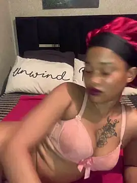 Snapshot of cardibabe chatting on December 30, 2024, 8:47 pm cardibabe online show from December 30, 2024, 8:47 pm