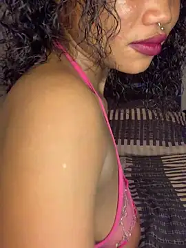 Snapshot of cardibabe chatting on January 22, 2025, 9:43 pm cardibabe online show from January 22, 2025, 9:43 pm