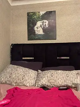 Snapshot of cardibabe chatting on February 3, 2025, 12:25 am cardibabe online show from February 3, 2025, 12:25 am