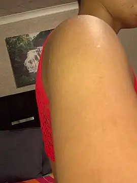 Snapshot of cardibabe chatting on March 5, 2025, 9:15 pm cardibabe online show from March 5, 2025, 9:15 pm