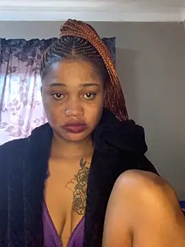 Snapshot of cardibabe chatting on September 10, 2025, 1:55 pm cardibabe online show from September 10, 2025, 1:55 pm