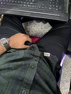 hardfukr0088 online show from December 24, 2024, 10:33 am