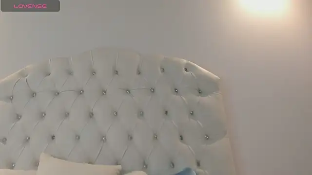 brithany rousee online show from November 6, 2025, 2:07 pm