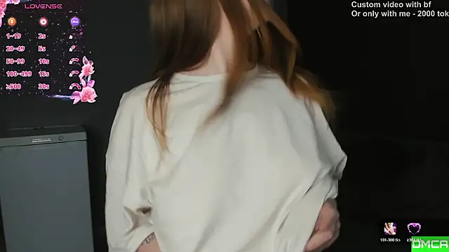 Pinku kitsune online show from February 26, 2026, 5:50 am