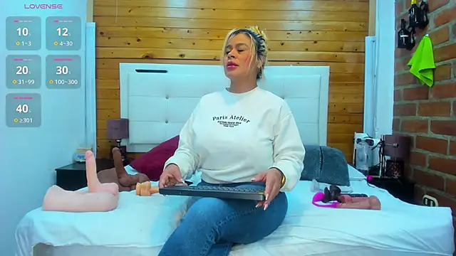 Dulcex69 online show from December 2, 2025, 11:04 am