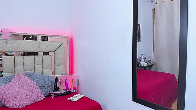 Snapshot of melody_bonnet chatting on October 22, 2025, 1:28 am melody bonnet online show from October 22, 2025, 1:28 am