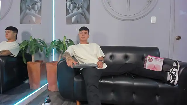 Cristopher strong online show from January 24, 2025, 12:41 pm