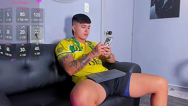 Cristopher strong online show from September 9, 2025, 10:37 am