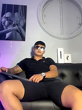 Cristopher strong online show from September 27, 2025, 11:59 am