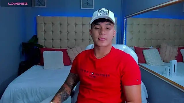 Cristopher strong online show from September 28, 2025, 2:44 pm