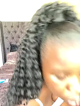 DarkBerry87 online show from December 2, 2025, 5:35 am