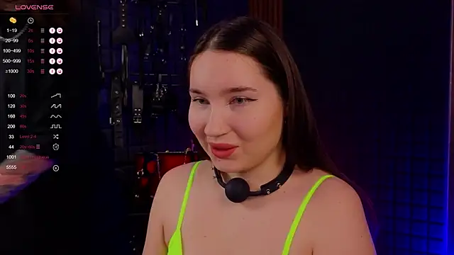 domDani subMay online show from December 3, 2024, 1:43 pm