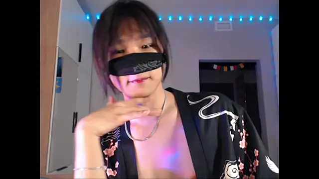 Snapshot of yukitori_2 chatting on February 12, 2025, 7:44 am yukitori 2 online show from February 12, 2025, 7:44 am