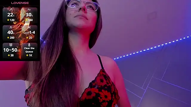 Ich Bin Julia online show from December 7, 2024, 9:11 pm