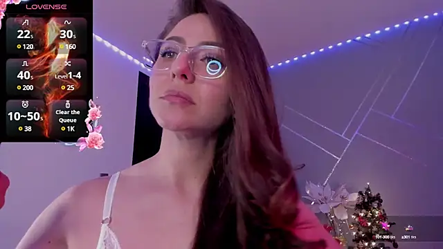 Ich Bin Julia online show from December 31, 2024, 3:09 pm