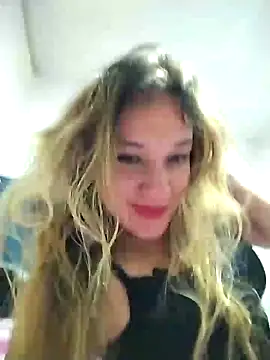 Snapshot of ELEKTRA_LUXURY chatting on December 4, 2024, 1:14 am ELEKTRA LUXURY online show from December 4, 2024, 1:14 am