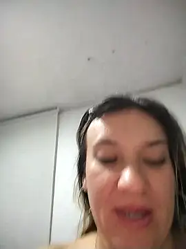 Snapshot of ELEKTRA_LUXURY chatting on February 23, 2025, 1:32 pm ELEKTRA LUXURY online show from February 23, 2025, 1:32 pm