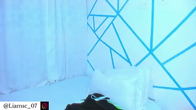 liam scott77 online show from December 2, 2025, 11:11 pm