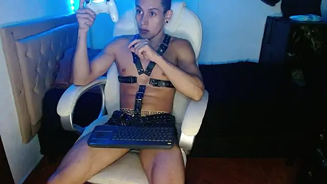 Iruma fat dick777 online show from March 11, 2025, 1:16 am