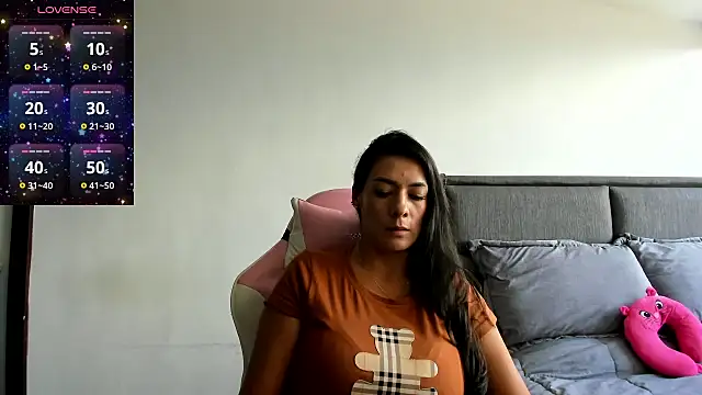 Snapshot of sara_maisa chatting on January 7, 2025, 5:53 pm sara maisa online show from January 7, 2025, 5:53 pm