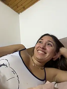 Snapshot of Barbielatinas chatting on December 23, 2025, 5:05 am Barbielatinas online show from December 23, 2025, 5:05 am