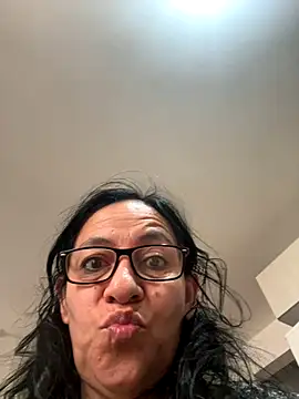 Freya Artemisa online show from December 8, 2024, 9:30 pm