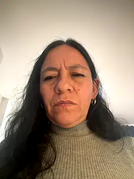 Freya Artemisa online show from October 14, 2025, 8:09 pm