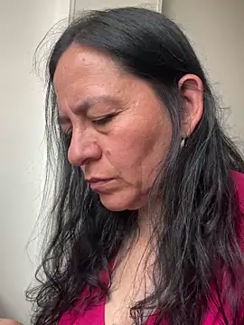 Freya Artemisa online show from October 22, 2025, 5:24 pm