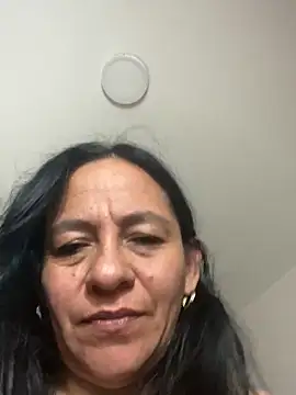 Freya Artemisa online show from November 9, 2025, 9:57 pm