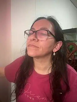 Freya Artemisa online show from February 16, 2026, 9:00 pm