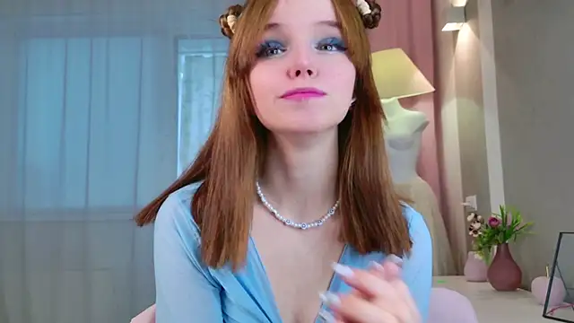 b4by LoL1 online show from October 11, 2025, 6:56 am